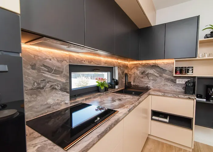 Designer Neva With Magic Velebit View Ражанац