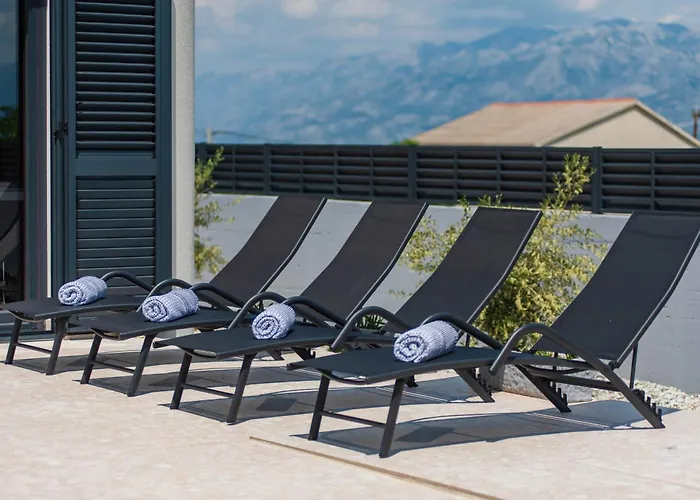 Designer Neva With Magic Velebit View Villa Ražanac