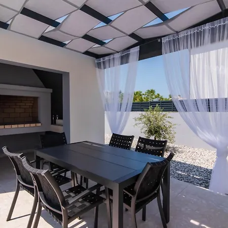 Designer Neva With Magic Velebit View Ražanac