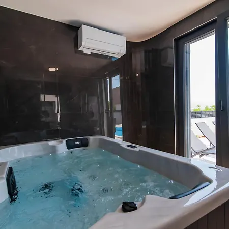 Designer Neva With Magic Velebit View Razanac